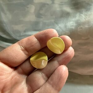 Elegant Yellow and Tan Earrings